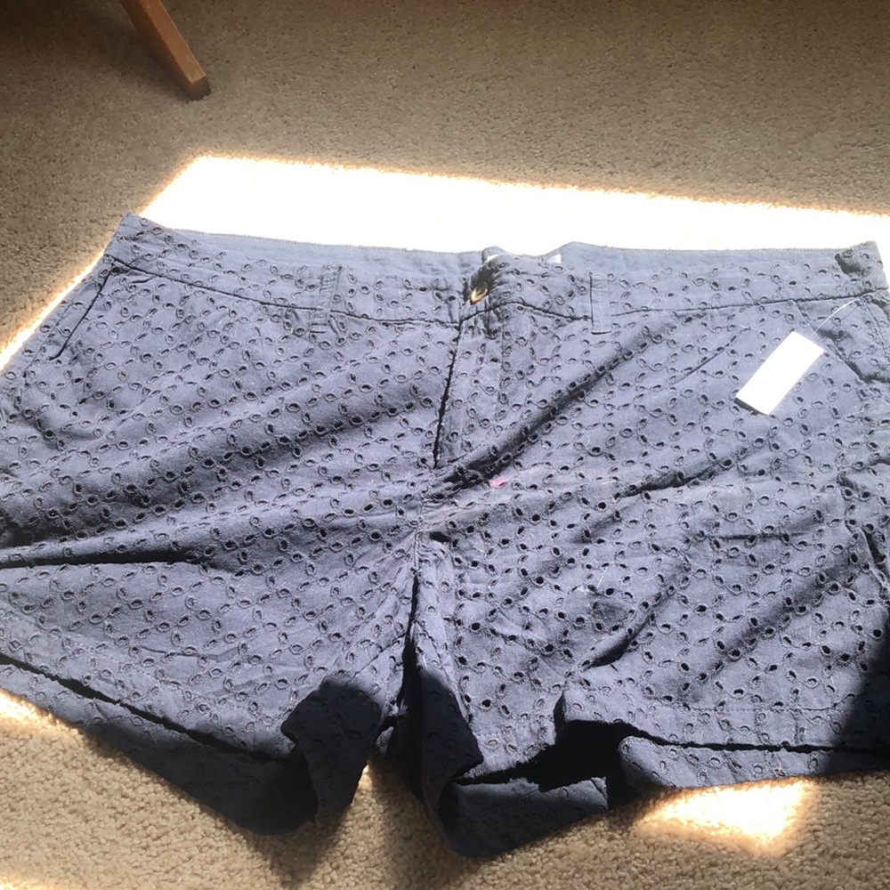 Old Navy Eyelet shorts NWOT